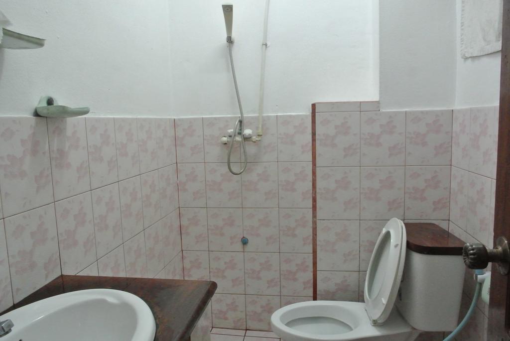 Syvongsack Guesthouse Muang Pakbèng Buitenkant foto